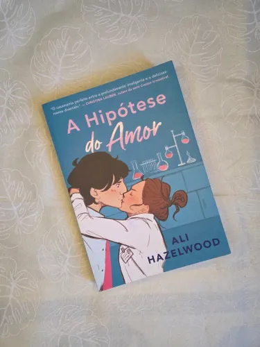 LIVROS VARIADOS DISPONÍVEIS