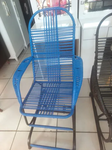 Cadeira de balanço de fio 