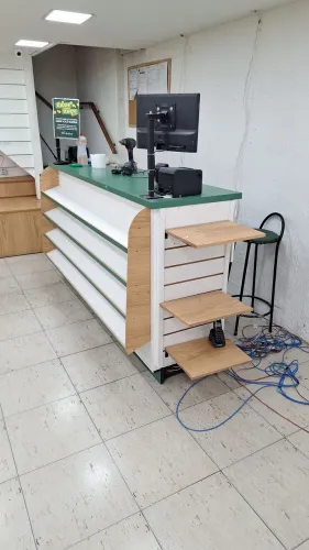 Moveis comerciais