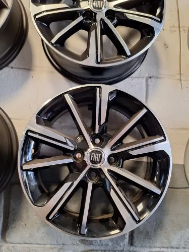 Rodas aro 15 Fiat Cronos novas dá KR 2.100 