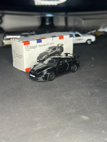 Porsche 911 GT3 Burago 1:64