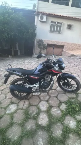 Titan 160