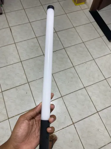 BASTÃO LED PORTÁTIL 