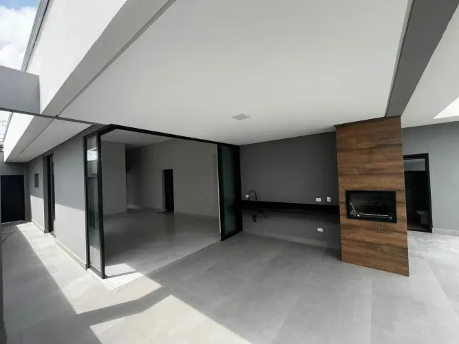 DR - Imóvel para venda com 180 m² com 3 quartos, sendo 1 suíte c/ closet - Residencial San