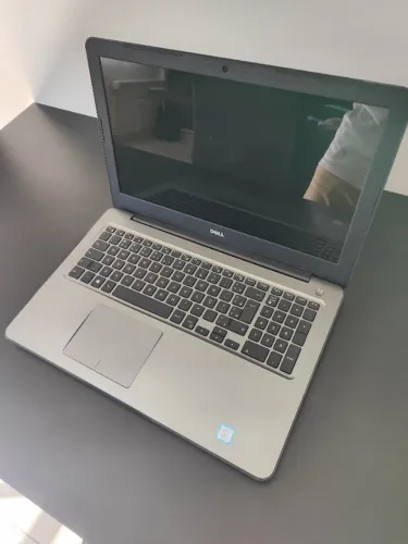 Notebook Dell i7 7ª Geração 8GB RAM SSD 220GB Placa de Vídeo