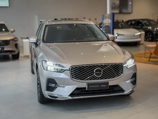Volvo XC-60 T-8 Ultra 2.0 AWD (híbrido) 2026