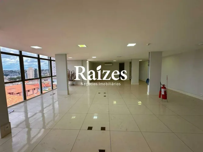 Espaço comercial para alugar no bairro Fundinho, com 280m2 em Uberlândia/MG, localização e