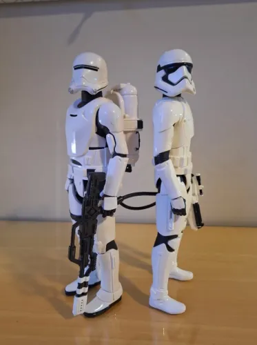 COMBO STAR WARS - STORMTROOPER + FLAMETROOPER HASBRO 30 CM