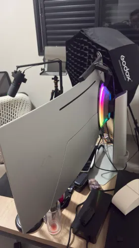 Samsung Odyssey G9 49? Curvo