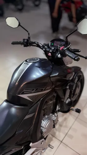 HONDA CB TWISTER 250 ABS 2022 MUITO CONSERVADA