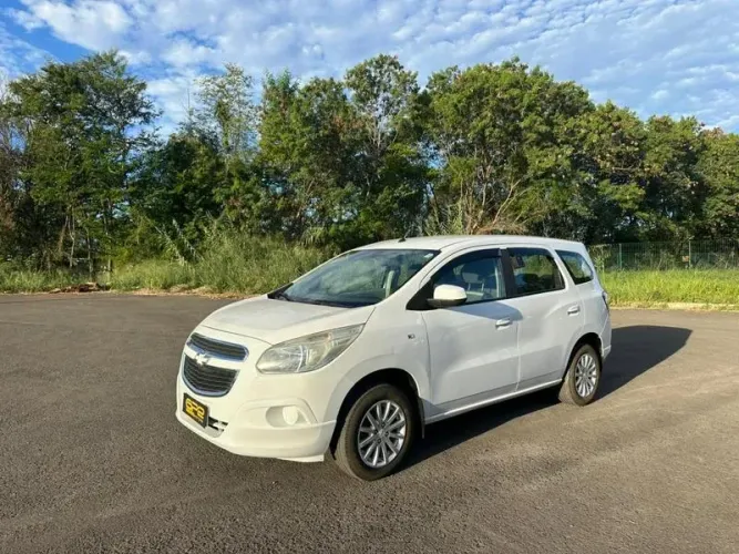 Chevrolet Spin LT 1.8 8V Econo.flex 5P Aut. 2013