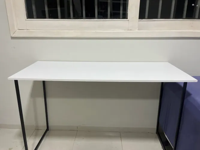 Mesa industrial Branca