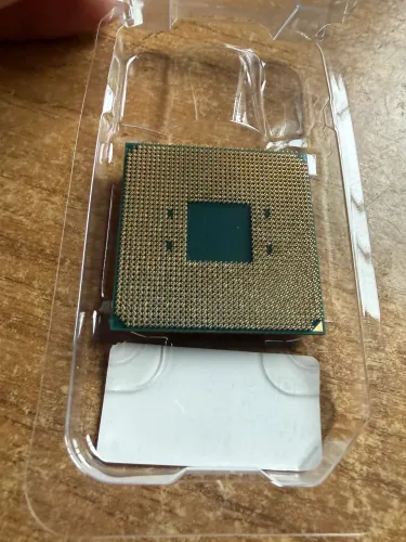 Ryzen 7 5700x3d novo sem caixa 