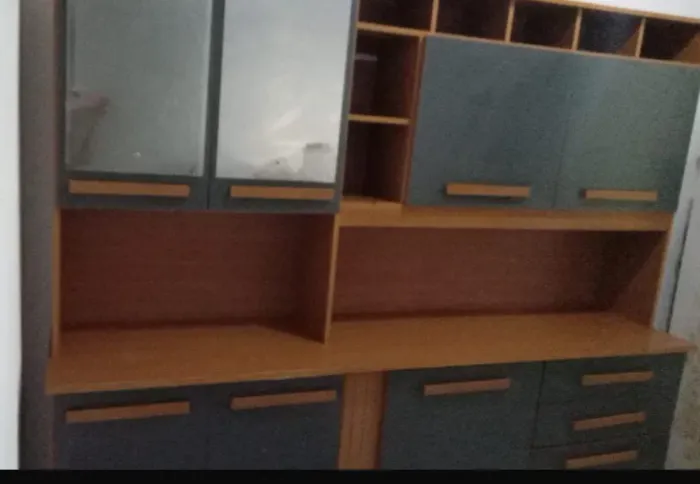 Armário tá em ótimo estado de uso ?No precinho