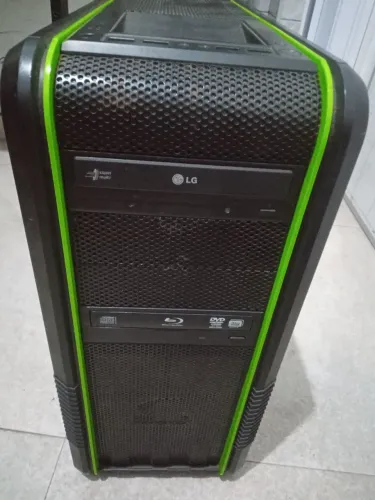 PC GAMER 