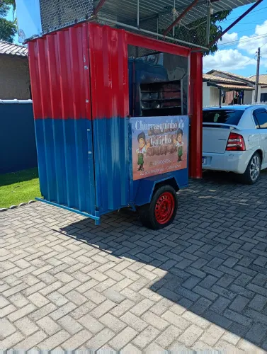 Reboque churrasquinho