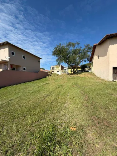Terreno de 315m² à venda no Condomínio Sonho de Vida Ponte dos Leites, Araruama/RJ