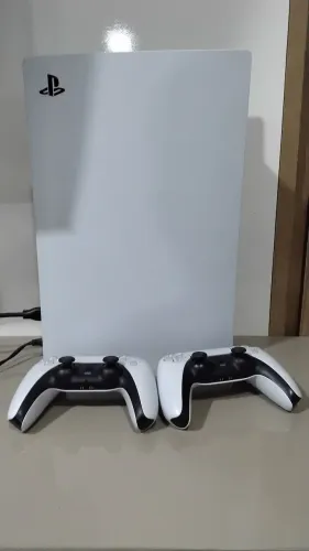 PS5 com 2 terabytes 2 controles, troco por Pc gamer ou placa de vídeo