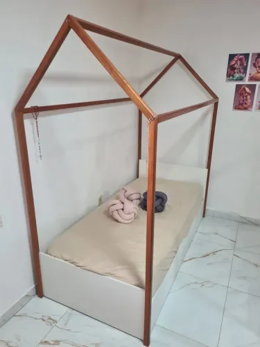 Cama solteiro - casinha