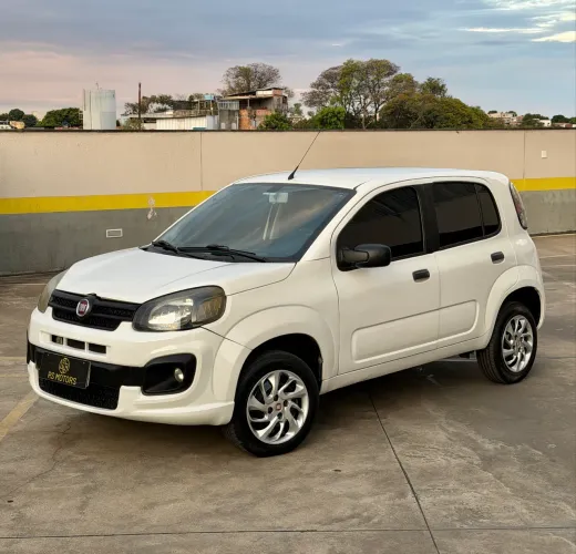 Fiat Uno Attractive 1.0 Flex 6V 5P 2017