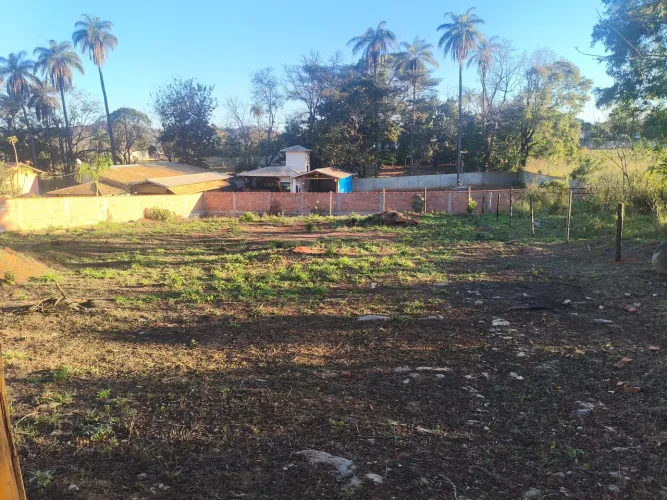 Vendo terreno em Pedro Leopoldo (fidalgo)