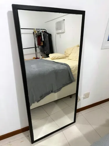 Espelho Grande 1,50 x 0,70 com Moldura Preta