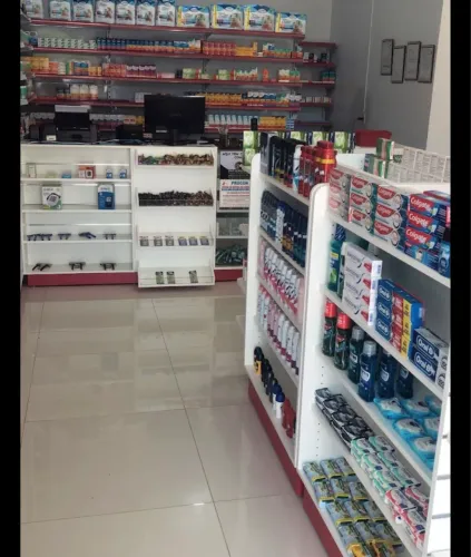 VENDO ESTRUTURA DE DROGARIA