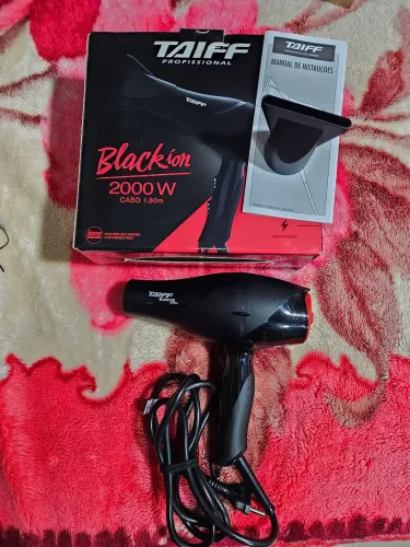 Secador Taiff Black Ion 