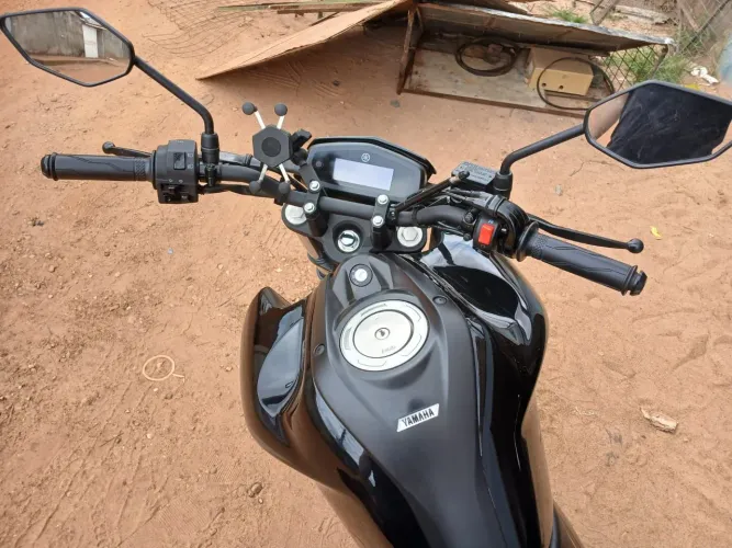 Yamaha Fazer Fz15 