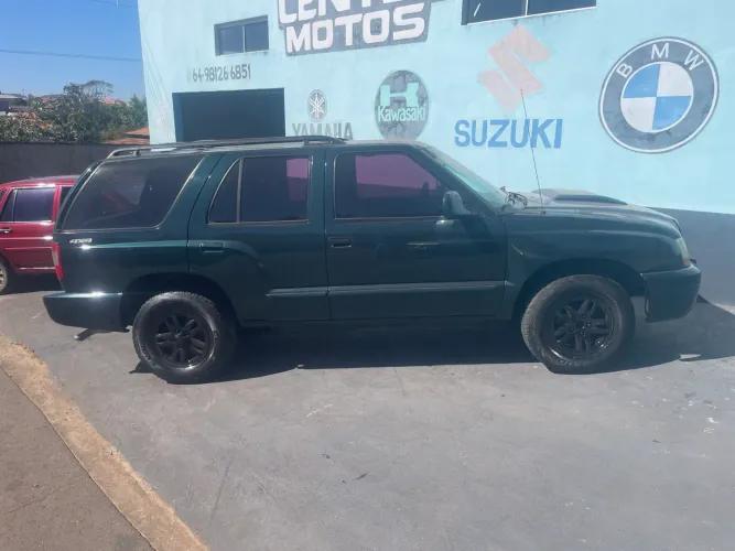 Chevrolet S10 Blazer DLX 2.8 4X4 TB Interc. Diesel 2001