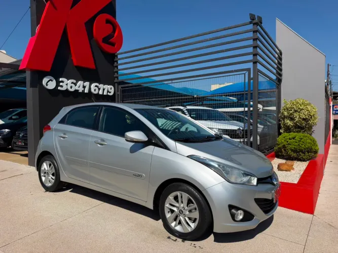 Hyundai HB20 Premium 1.6 Flex 16V Mec. 2014
