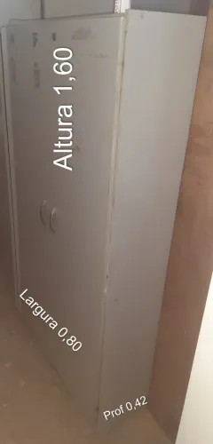 Armário Médio para Escritório Cinza