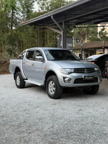 Mitsubishi L200 Triton GLX 3.2 CD TB Int.diesel MEC 2015