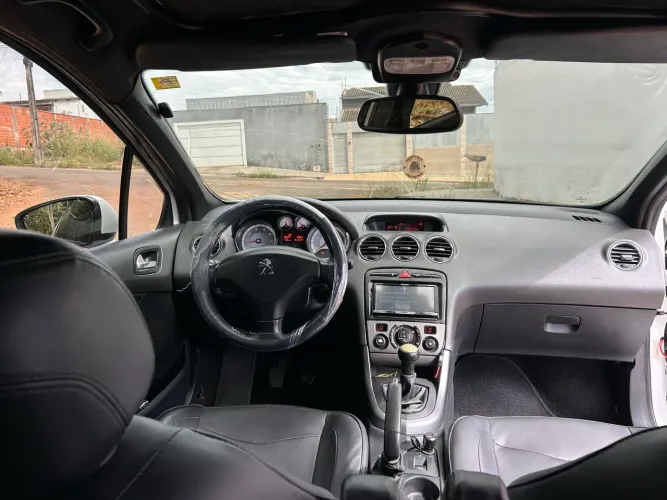 Peugeot 308 Allure 2.0 Flex 16V 5P Mec. 2013