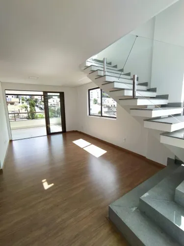 Cobertura residencial à venda com 3 suítes e 3 vagas no Bairro Sidil, Divinópolis/MG