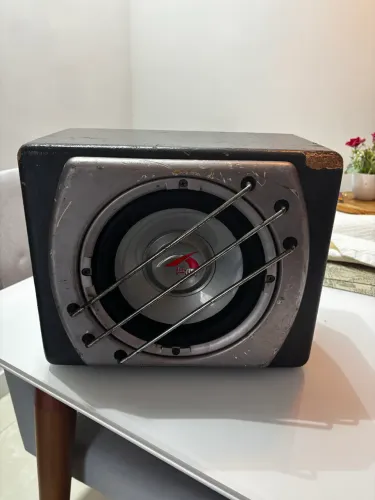 Subwoofer Falcon 10? com Caixa Selada - Funcionando