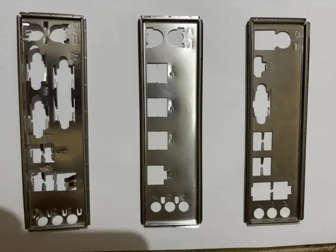 Três (3) espelhos para placa mãe