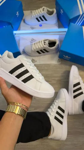 Loja ED, vestindo com elegância; vc encontra ?moda feminina? ?moda masculino.