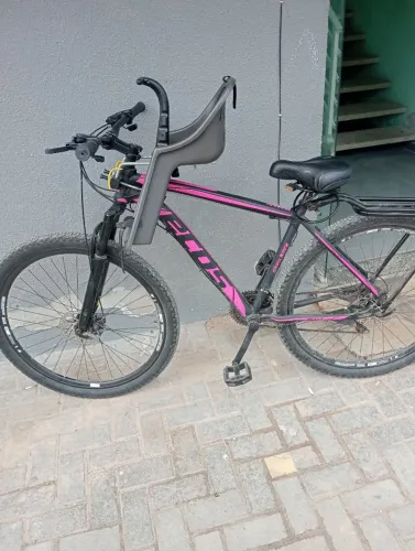 Estou vendendo uma bike paguei no meu celular estou vendendo r$ 1000