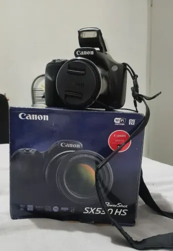 Câmera fotográfica Canon