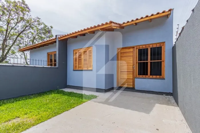 Casa Nova à Venda no Bairro Fátima - Cachoeirinha ( são 3 casas 2d, duas na travessa são p