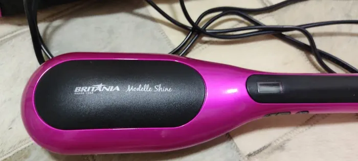 Escova Alisadora Britânia bivolt