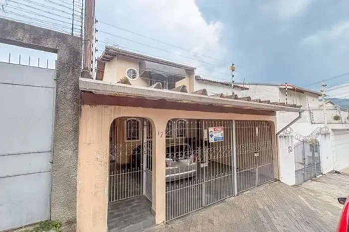 Casa para venda em Jardim São João (Zona Norte) com 3 quartos, sendo 1 suíte, 120m²