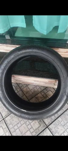 Pneu R 20