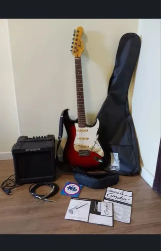 Kit (7 Itens): Guitarra Condor RX-20S Sunburst + Amplificador Onerr + Acessórios (5 Itens)