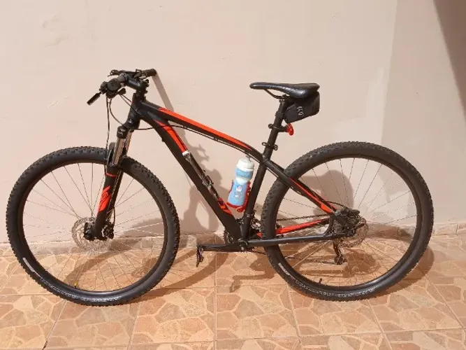 ? Vendo Bicicleta Specialized Rockhopper único dono 