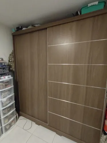 Guarda Roupa