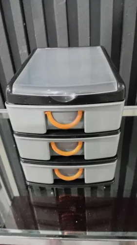 Organizador pequeno com 3 gavetinhas