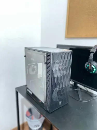 Gabinete Gamer com fonte