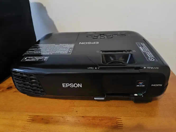 Projetor Epson s18+